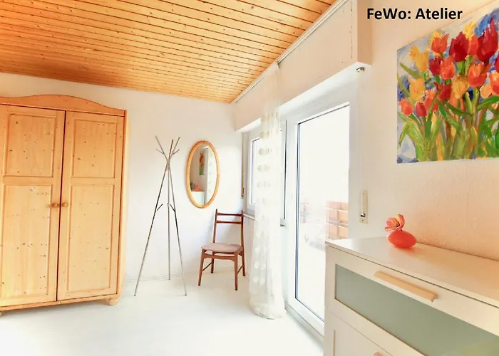 アパート Atelierwohnung Mit Seeblick ジプリンゲン